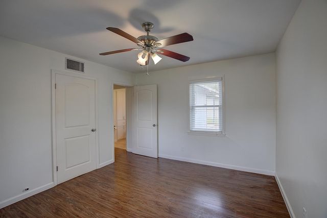 1307 Vine ST, Georgetown, TX 78626
