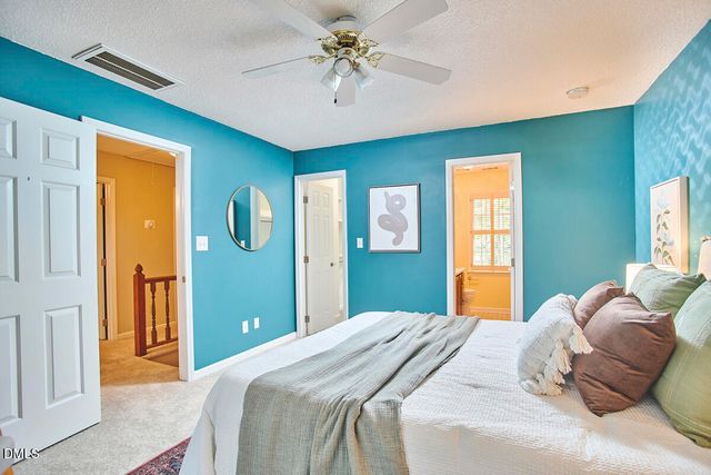 10 Cedar Bluff Court, Durham, NC 27704