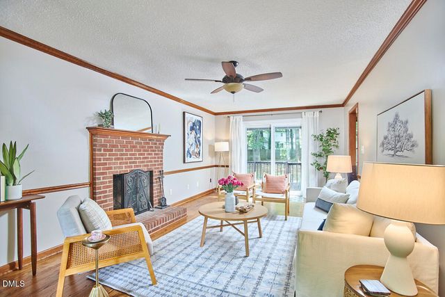 10 Cedar Bluff Court, Durham, NC 27704