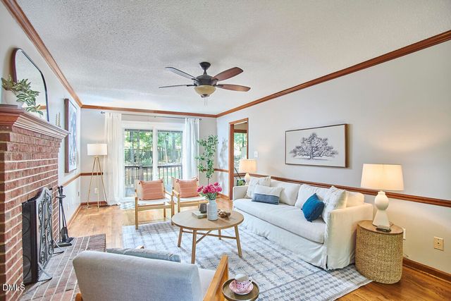10 Cedar Bluff Court, Durham, NC 27704