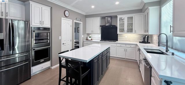 36 Savona Ct, Danville, CA 94526