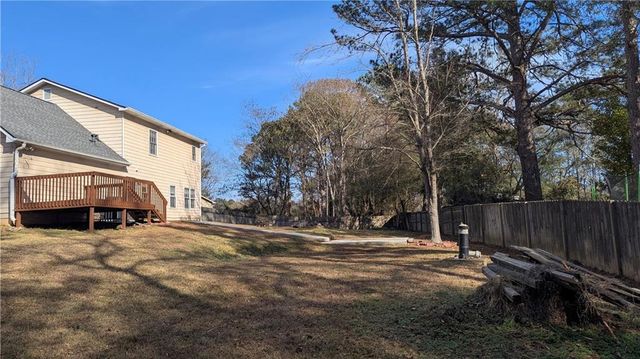 460 Oakland Ridge Court, Lawrenceville, GA 30044