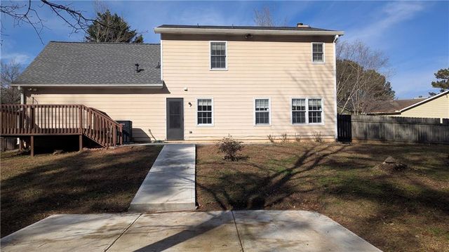 460 Oakland Ridge Court, Lawrenceville, GA 30044