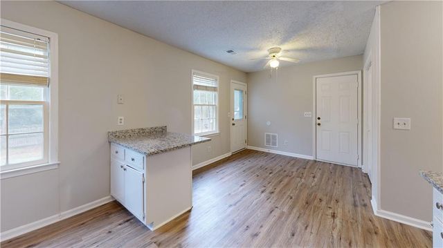 460 Oakland Ridge Court, Lawrenceville, GA 30044