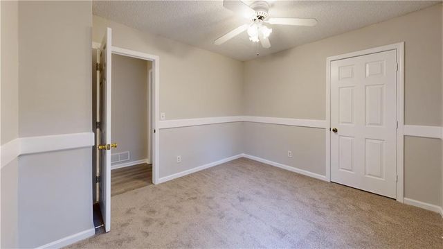 460 Oakland Ridge Court, Lawrenceville, GA 30044