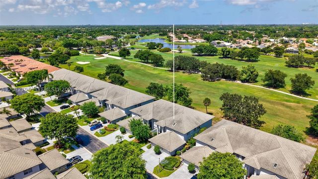 11594 Briarwood Cir 4, Boynton Beach, FL 33437