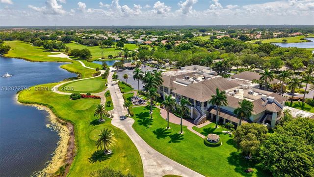11594 Briarwood Cir 4, Boynton Beach, FL 33437