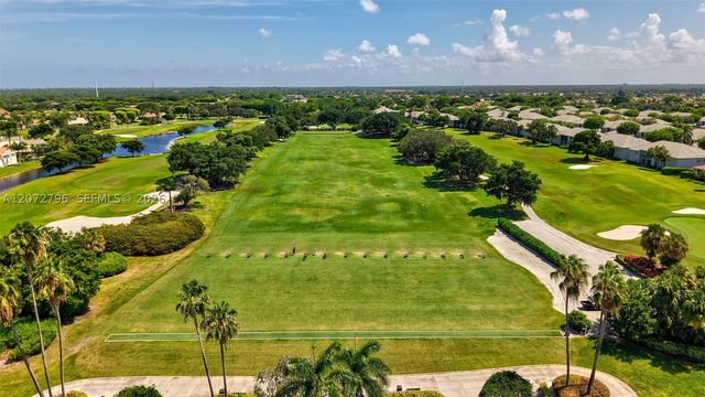 11594 Briarwood Cir 4, Boynton Beach, FL 33437