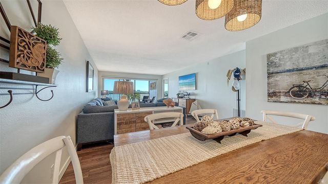 8977 MIDNIGHT PASS ROAD 222, Sarasota, FL 34242