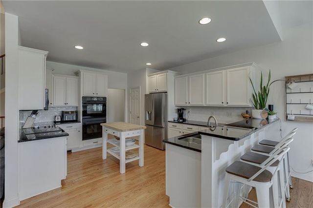 363 Durham Drive, Hoschton, GA 30548