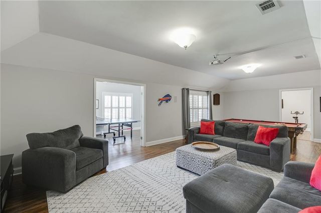 363 Durham Drive, Hoschton, GA 30548