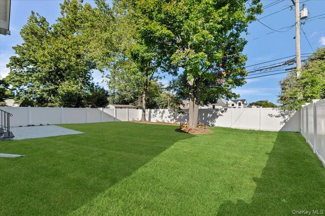 331 Orchid Road, Levittown, NY 11756
