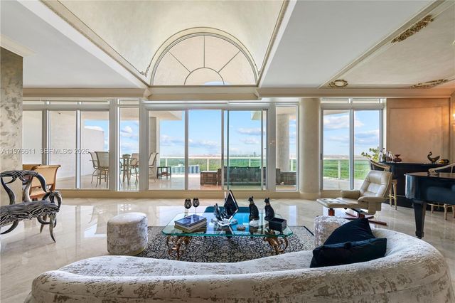 16500 Collins Avenue PHE, Sunny Isles Beach, FL 33160
