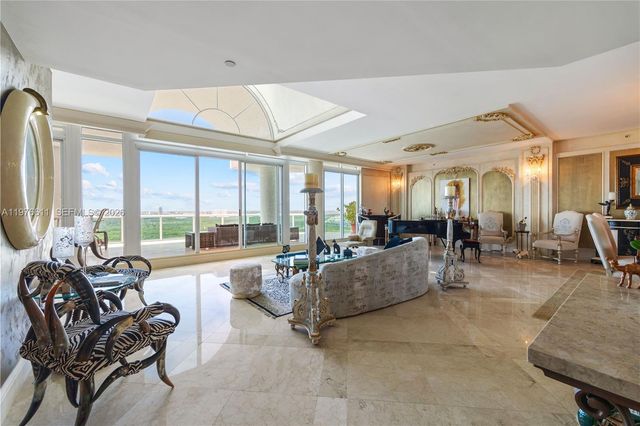 16500 Collins Avenue PHE, Sunny Isles Beach, FL 33160