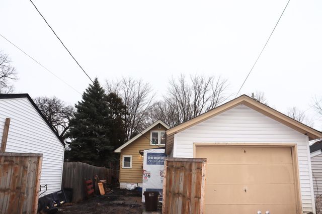 3243 Humboldt Avenue N, Minneapolis, MN 55412