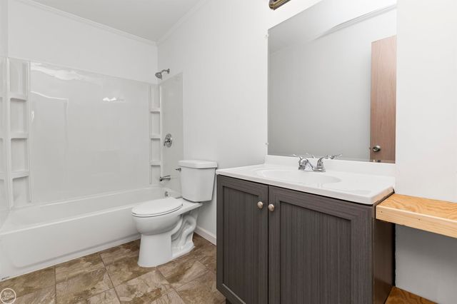 15218 Canberra Street, Roseville, MI 48066