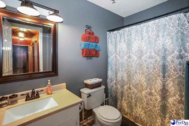 3073 Trent Dr, Florence, SC 29505
