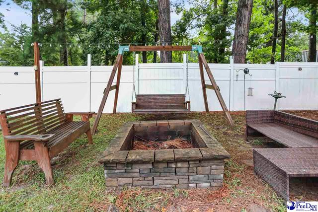 3073 Trent Dr, Florence, SC 29505