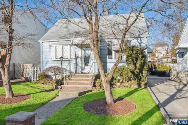 619 Lewandowski Street, Lyndhurst, NJ 07071