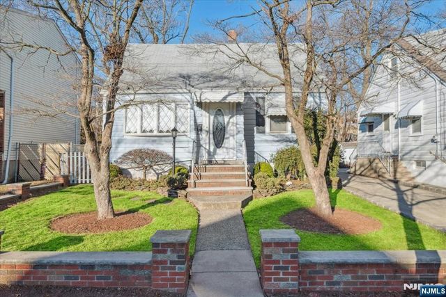 619 Lewandowski Street, Lyndhurst, NJ 07071