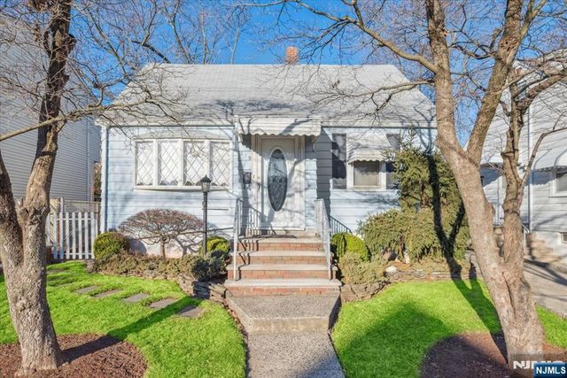 619 Lewandowski Street, Lyndhurst, NJ 07071