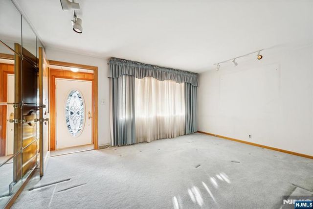 619 Lewandowski Street, Lyndhurst, NJ 07071