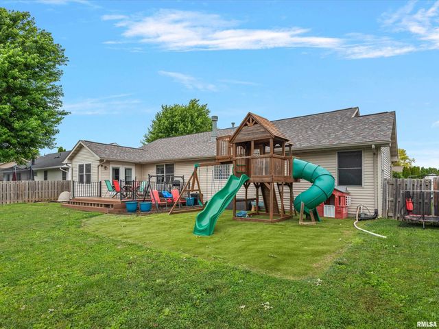 306 Osteen Lane, Chatham, IL 62629