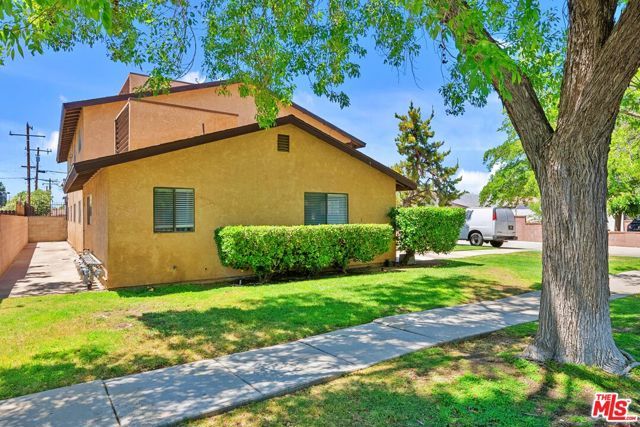 44751 Fern Avenue, Lancaster, CA 93534