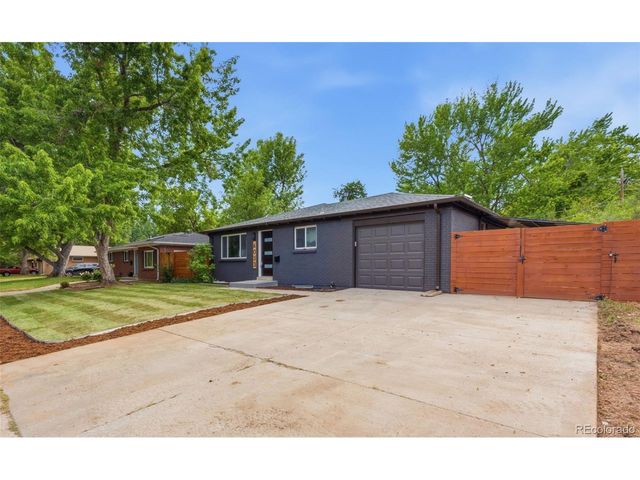 6033 Hoyt Ct, Arvada, CO 80004