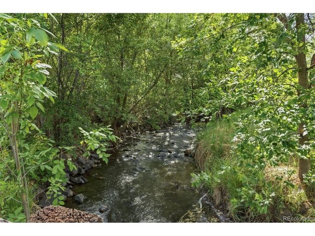 6033 Hoyt Ct, Arvada, CO 80004