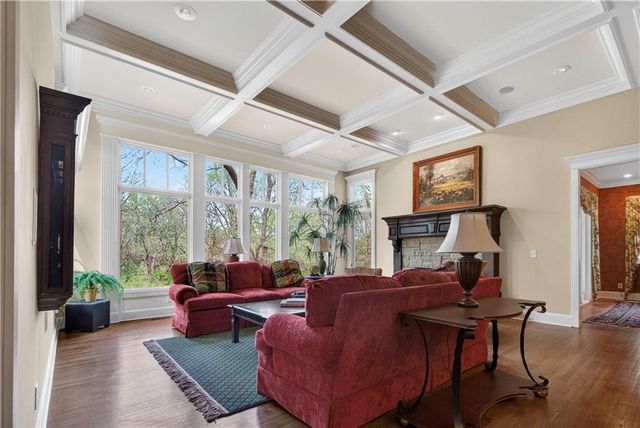 14140 S Copper Creek Drive, Olathe, KS 66062