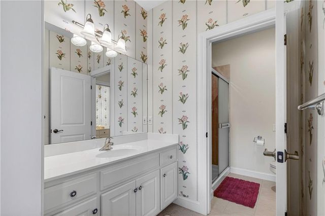 14140 S Copper Creek Drive, Olathe, KS 66062