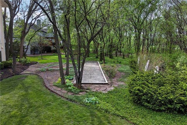 14140 S Copper Creek Drive, Olathe, KS 66062