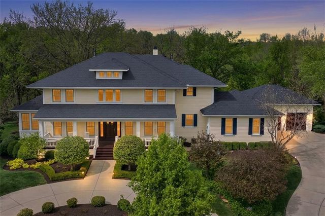 14140 S Copper Creek Drive, Olathe, KS 66062