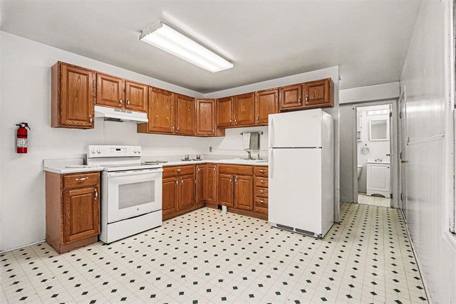 5536 Roanoke Street, Portage, MI 49024