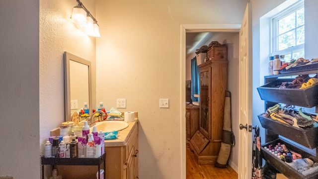 889 County Road 101, Alton, MO 65606