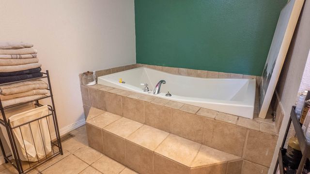 889 County Road 101, Alton, MO 65606