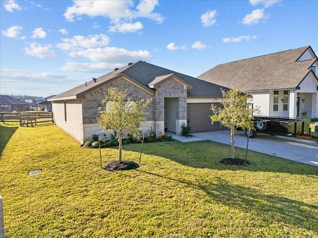 111 Bunker Hill Court, Anahuac, TX 77514