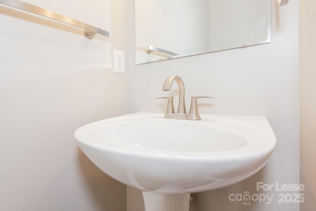 133 Dovetail Drive, Mooresville, NC 28115