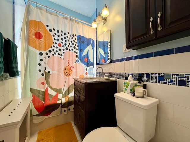 229 Kelton St 5, Boston, MA 02134