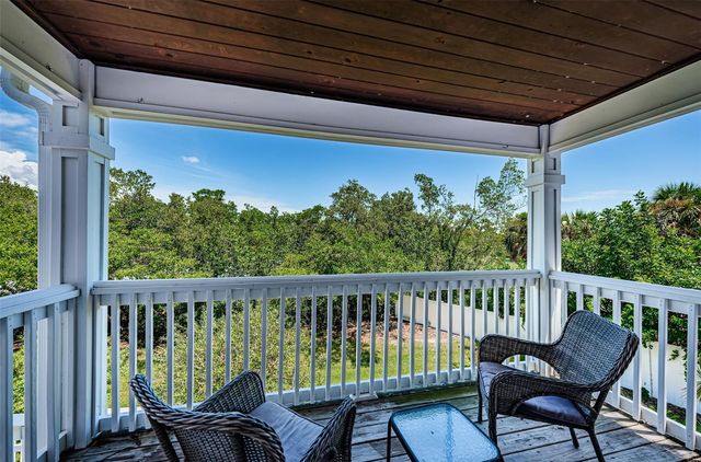 251 POMPANO DRIVE SE D, St Petersburg, FL 33705