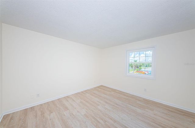 251 POMPANO DRIVE SE D, St Petersburg, FL 33705