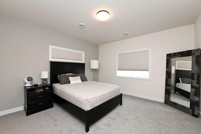 6743 66th Avenue S, Horace, ND 58047