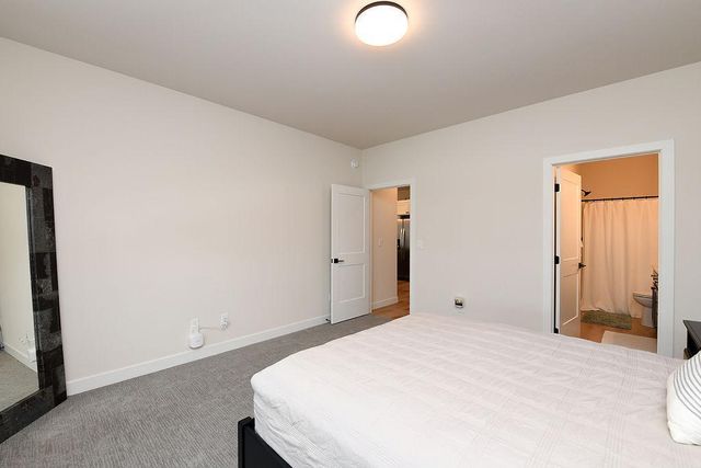 6743 66th Avenue S, Horace, ND 58047