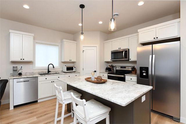 6743 66th Avenue S, Horace, ND 58047