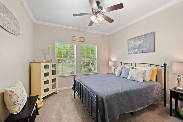 2305 Wills Way Drive, Granbury, TX 76049