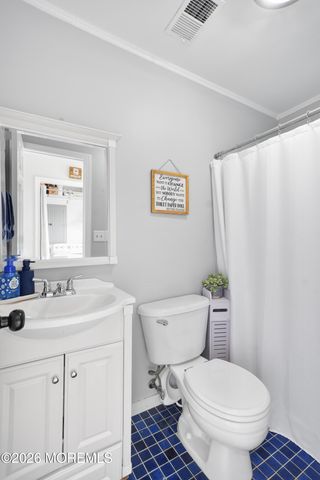 89 Essex Avenue, Hazlet, NJ 07734