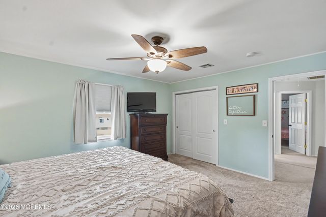 89 Essex Avenue, Hazlet, NJ 07734