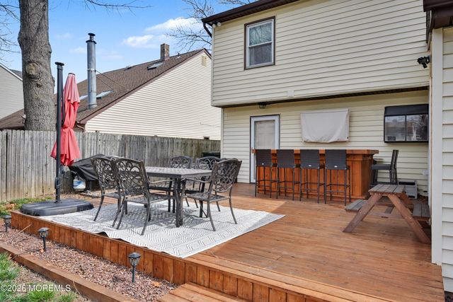 89 Essex Avenue, Hazlet, NJ 07734