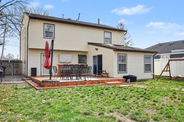 89 Essex Avenue, Hazlet, NJ 07734